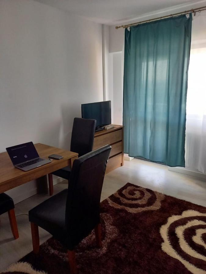 Iasi David'S Apartments - Breakfast Экстерьер фото